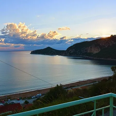 Apart-hotel Delfini Agios Georgios Pagon