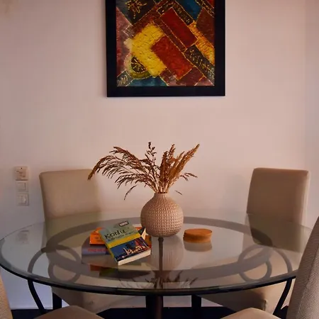 Apart-hotel Delfini Agios Georgios Pagon