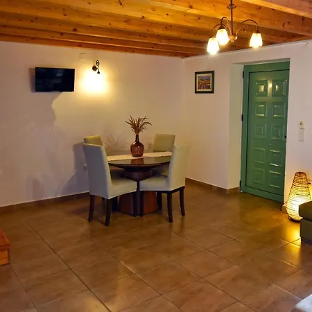 Aparthotel Delfini *