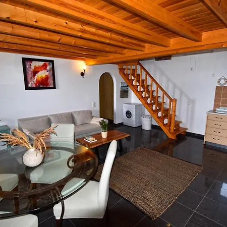 Apart-hotel Delfini Agios Georgios Pagon