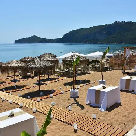 Aparthotel Delfini Agios Georgios Pagon