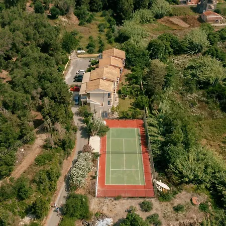 Delfini Agios Georgios Pagon