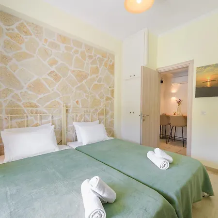 Aparthotel Delfini Agios Georgios Pagon