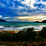 Delfini Aparthotel Agios Georgios Pagon