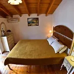 Delfini 4* Agios Georgios Pagon