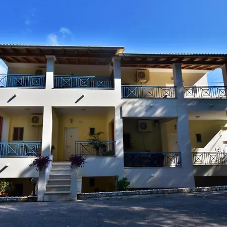 Delfini Apartmanhotel 4*