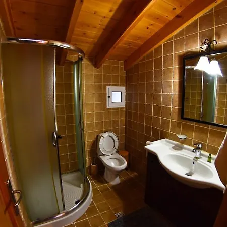 Delfini Ájosz Jeórjosz Págon