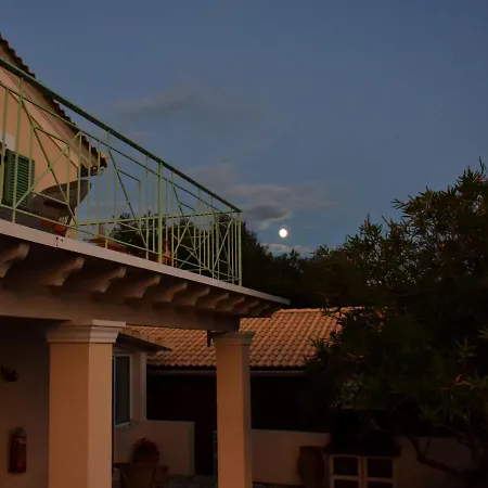 Hotel apartamentowy Delfini *