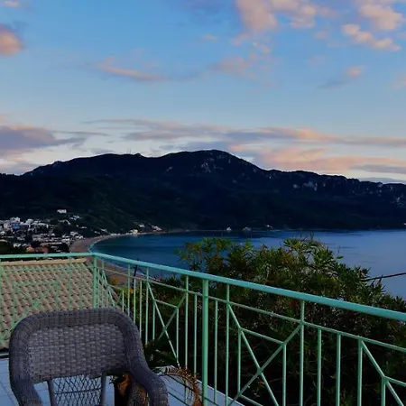 Delfini Agios Georgios Pagon