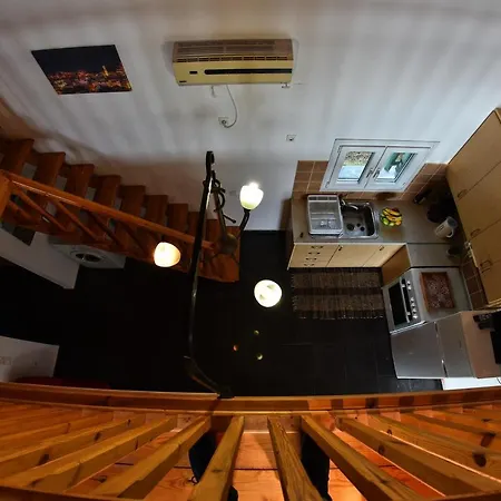 Delfini Apartmanhotel 4*